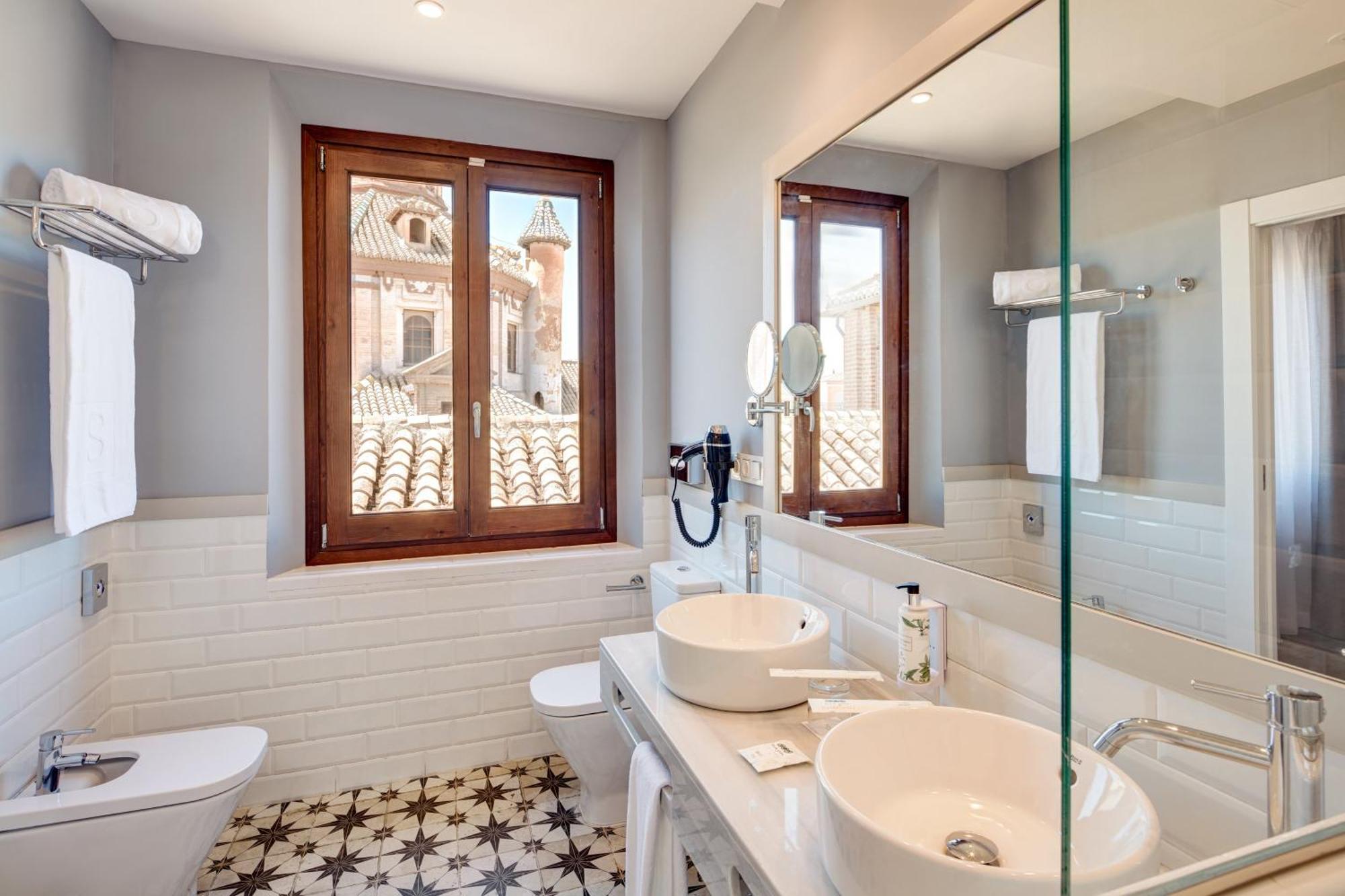 Sercotel Granada Suites 외부 사진