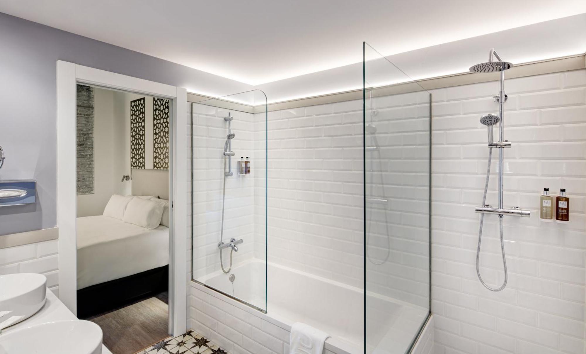 Sercotel Granada Suites 외부 사진